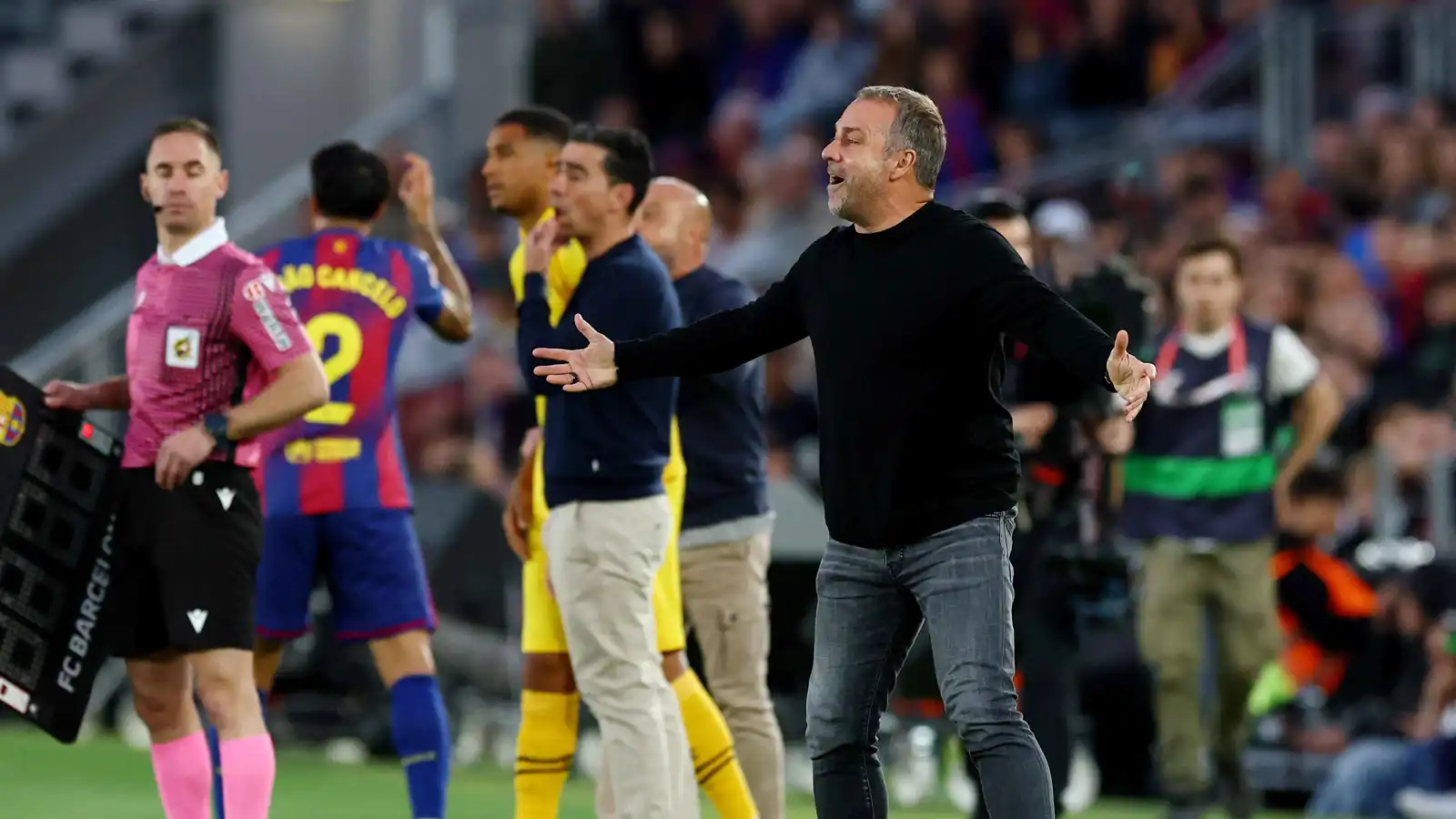 بسبب ريال مدريد.. برشلونة يُلغي تدريباته الجماعية