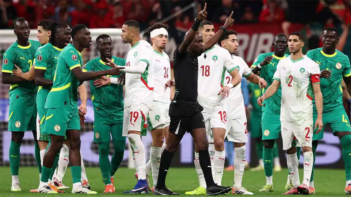 عرش إفريقيا في المحكمة.. صراع اللوائح يهدد لقب السنغال ويشعل آمال المغرب