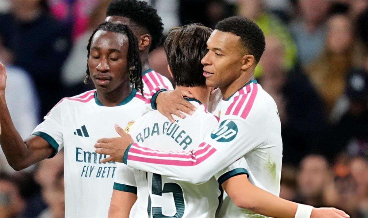 مورينيو يعلن قائمة ريال مدريد لمواجهة لايبزيغ في دوري أبطال أوروبا