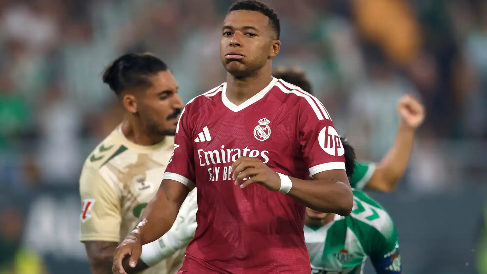 هل يغادر "كيليان مبابي" نادي ريال مدريد في الميركاتو الصيفى؟